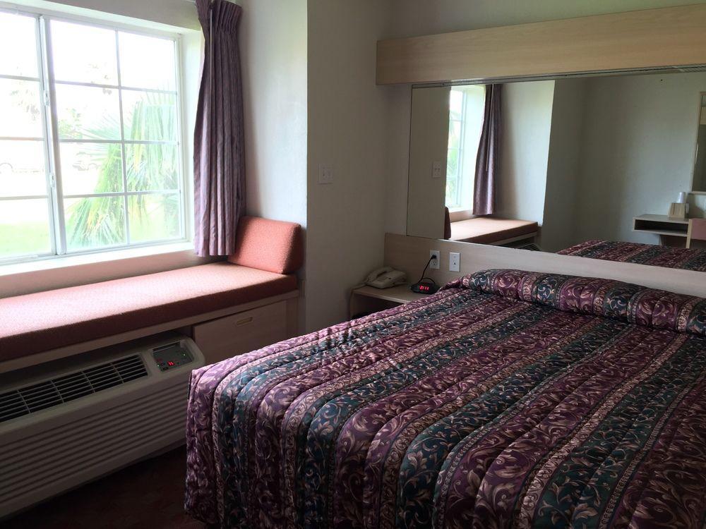 סאות' פאדרה איילנד Best Western Beachside Inn מראה חיצוני תמונה